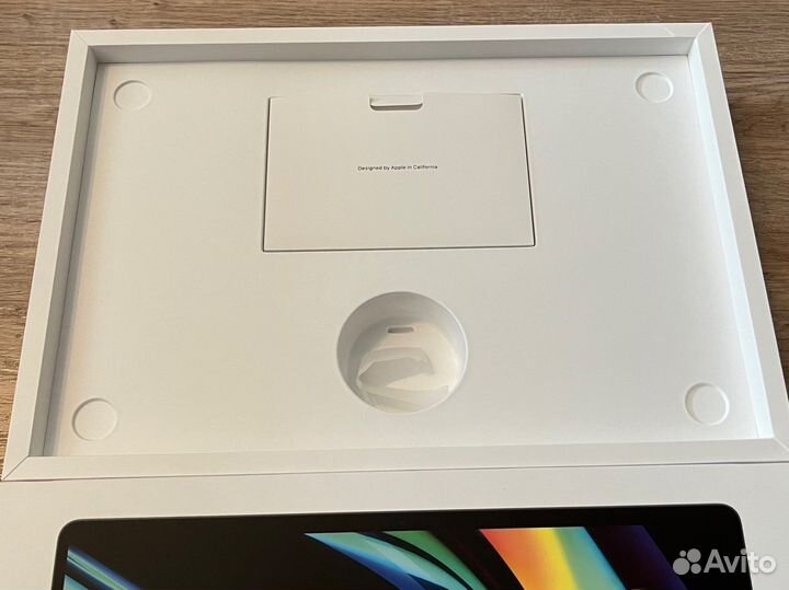 Коробка MacBook pro 16 512gb