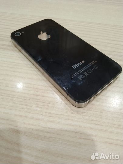 iPhone 4S, 16 ГБ
