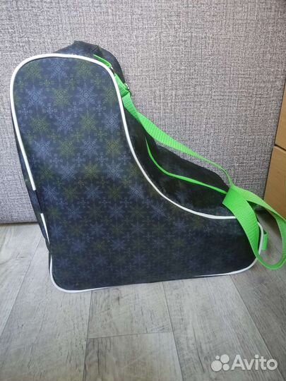 Коньки хоккейные