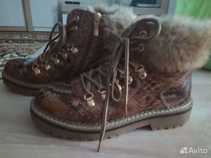 Ботинки женские 38 размера