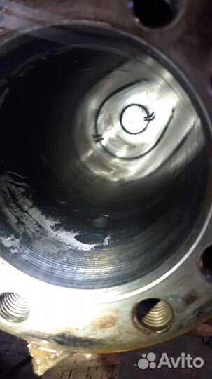 Цилиндр ковша Hitachi ZX330-3