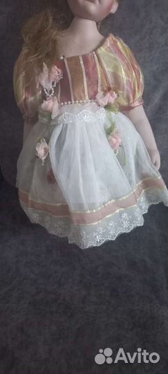 Кукла фарфоровая коллекционная