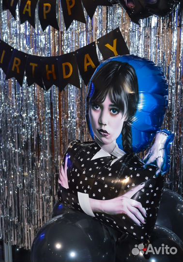 Фольгированные шары Уэнсдей