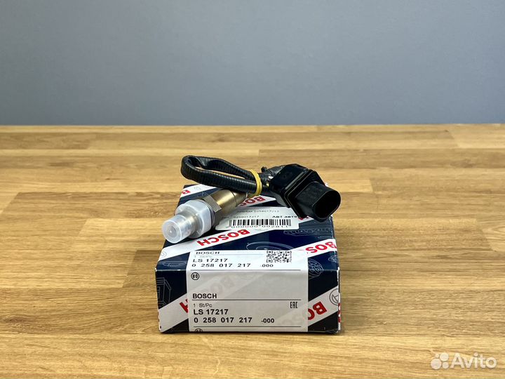 Кислородный датчик лямбда зонд Bosch 0258017217
