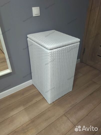 Корзина для белья из ротанга