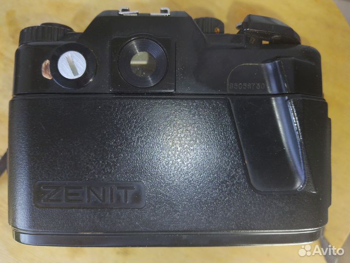 Пленочный фотоаппарат Зенит 122