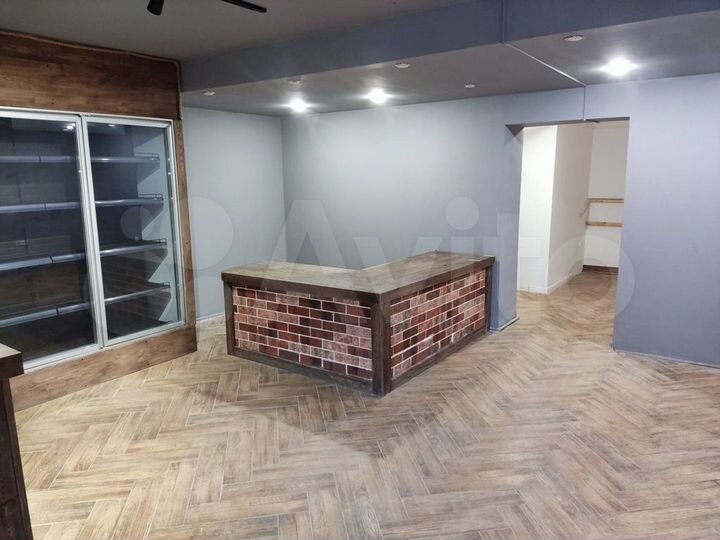 Торговая площадь, 98 м²