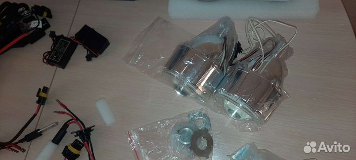 Биксеноновые линзы aes 2.5