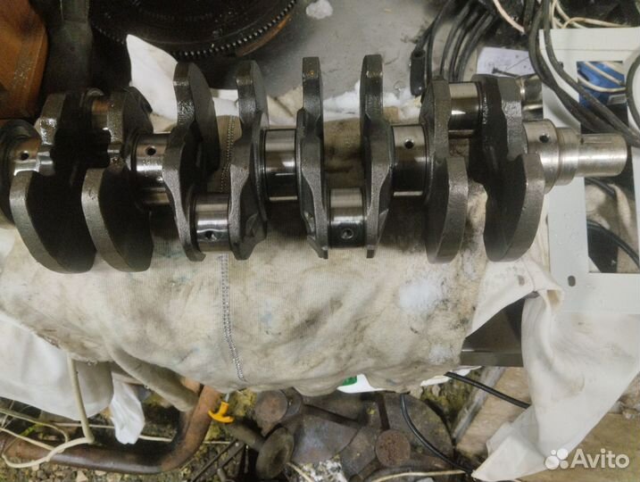 Коленвал двигателя 4G69S4N Ховер