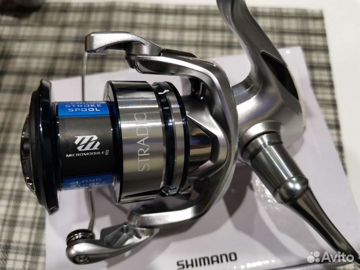 Катушка Shimano stradic 4000 19г