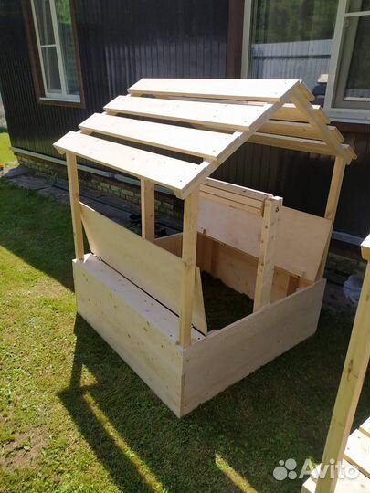 Песочница с крышей для детей