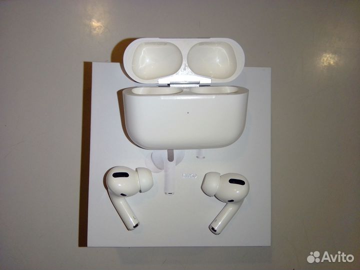 Беспроводные наушники новые