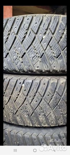 Goodyear Ultragrip Ice Arctic 205/60 R16