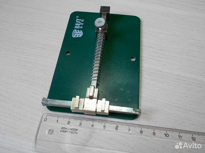 Держатель для плат под пайку