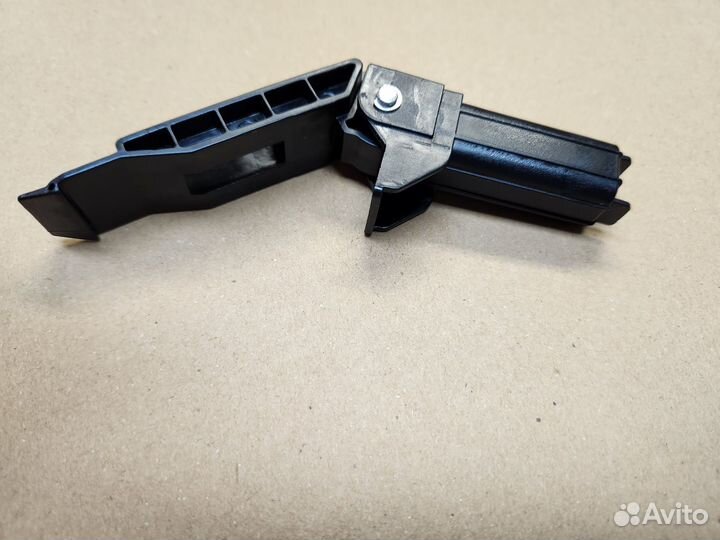 FE4-4952-000 с. Шарнир узла сканирования ADF совм