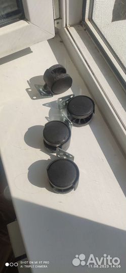 Колесики мебельные