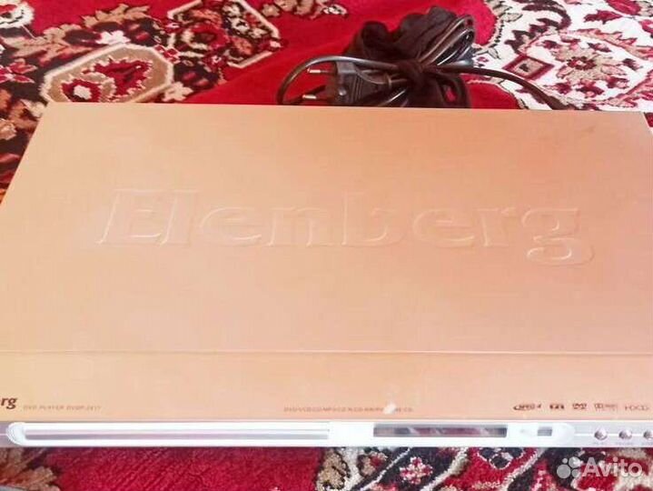 DVD плеер Elenberg караоке dvdp-2417