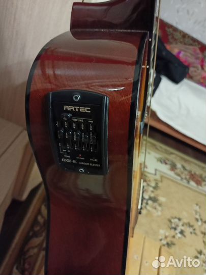 Продается гитарный набор