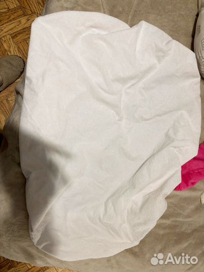 Детская кроватка с маятником