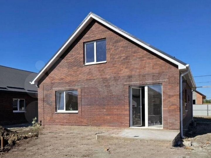 Дом 170 м² на участке 5 сот.