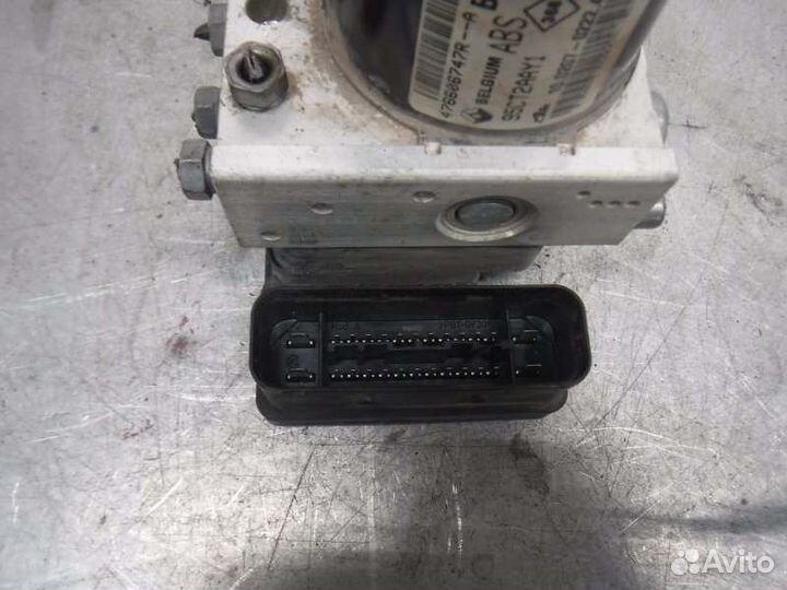 Блок abs Renault Fluence K4M 2011