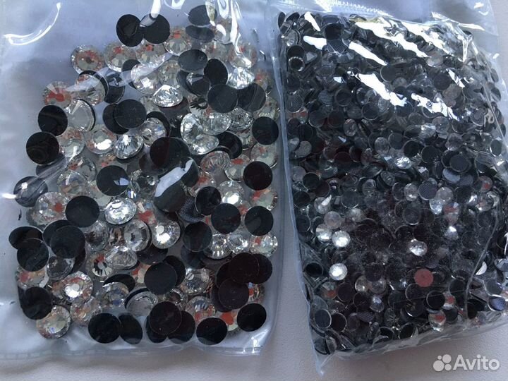 Продам стразы