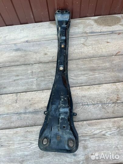 Подрамник Nissan Almera N16 1.5 2004