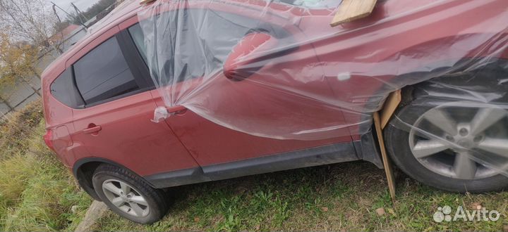 Nissan Qashqai 2.0 CVT, 2008, битый, 168 000 км