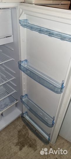 Холодильник Бирюса 2014 года, с документами