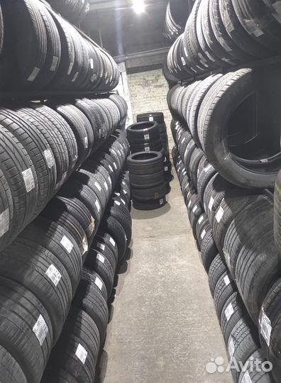 Kumho Solus KH17 235/45 R17