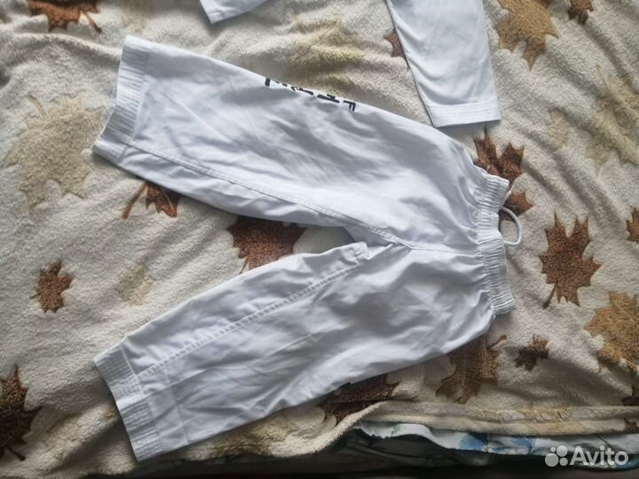 Форма для тхэквондо 110