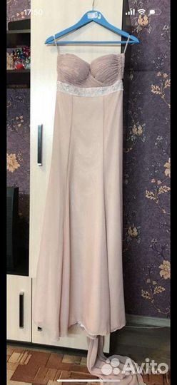 Вечернее платье на торжественное мероприятие