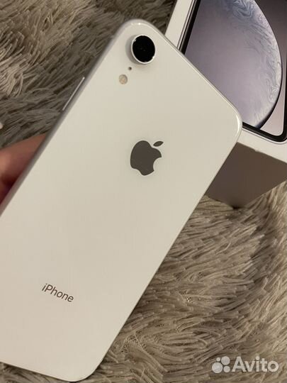 iPhone Xr, 128 ГБ