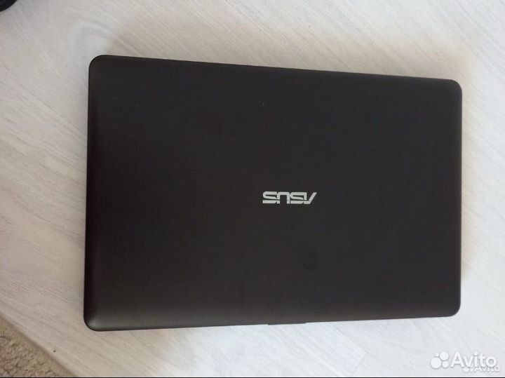 Ноутбук asus X540S
