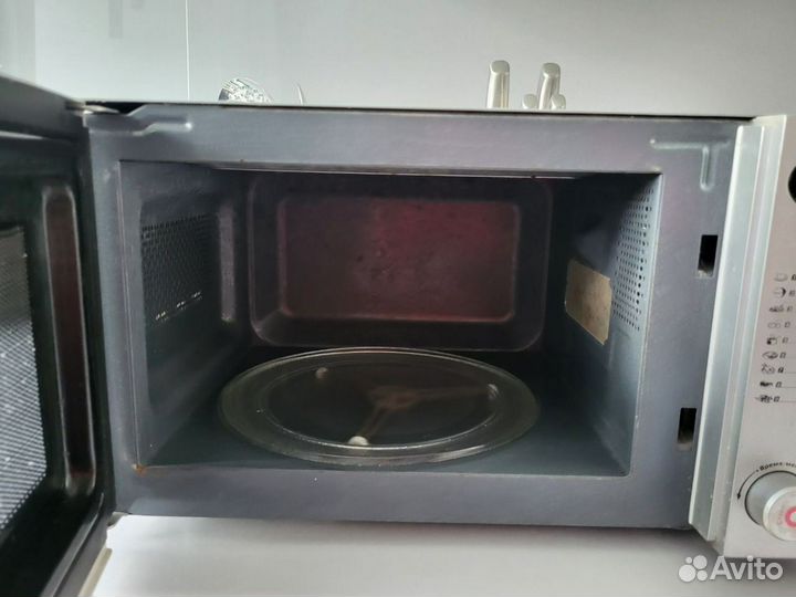 Микроволновая печь