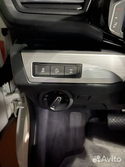 Volkswagen Multivan 2.0 AMT, 2022, 5 673 км