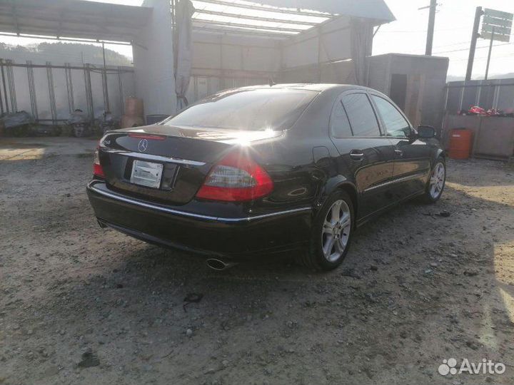 Авто на разбор Mercedes-Benz E-Class W211 272.922