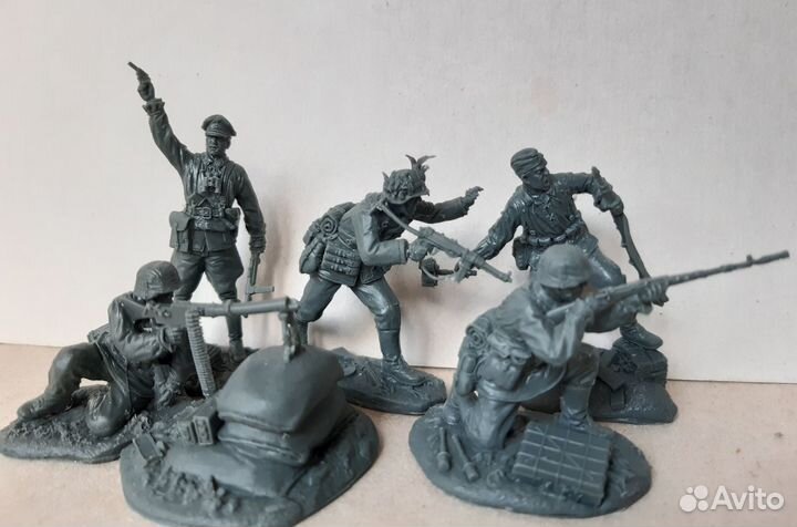 Солдатики Chintoys, Ханомак, Plastic Platoon, Публ