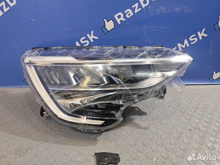 Фара правая Renault Arkana новая оригинал