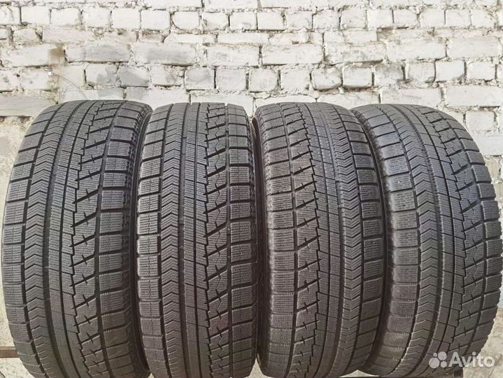 Bridgestone Blizzak VRX 225/55 R17 98Y