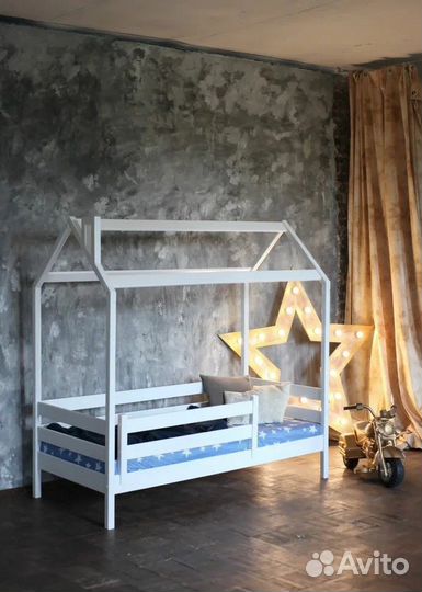 Детская кроватка 160х80