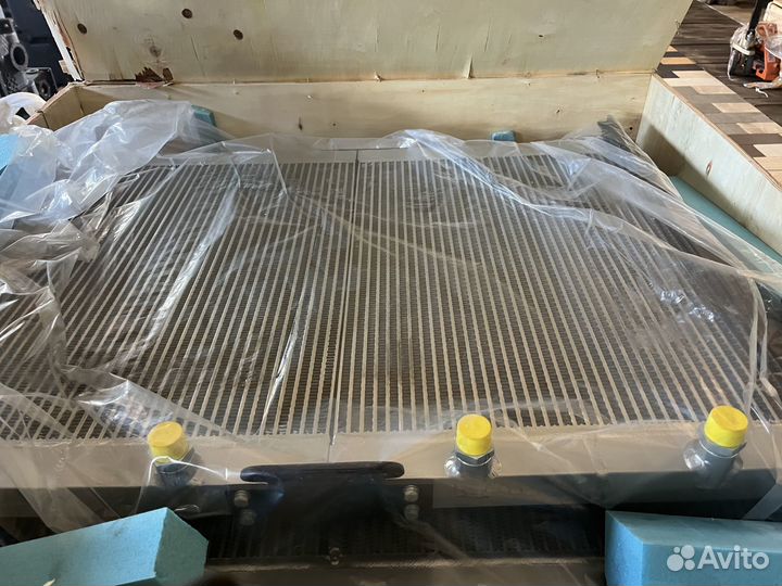 Продам радиатор К-744 р4