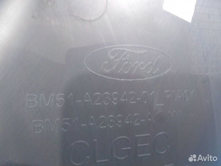 Обшивка двери передней правой Ford Focus 3 2011-20
