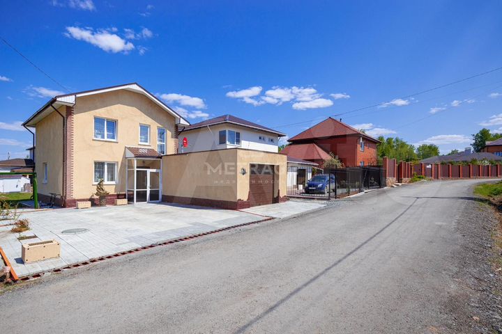 Коттедж 122,9 м² на участке 7 сот.