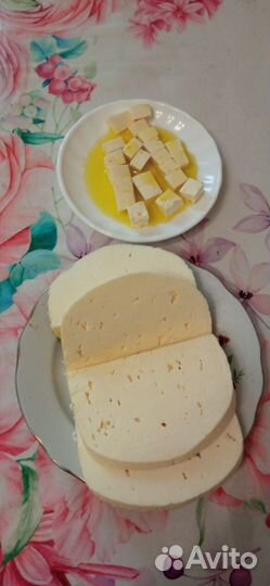 Сыр домашний брынза, мёд майский,куры домашние