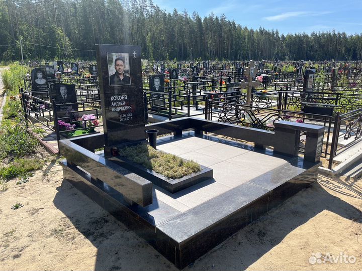 Памятники, благоустройство мест захоронения