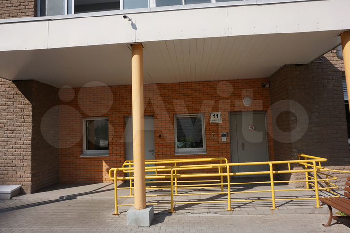 1-к. квартира, 57,3 м², 2/17 эт.