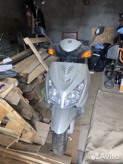 Скутер,мопед,мотоцикл,Omaks