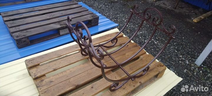 Дровница из холодной ковки