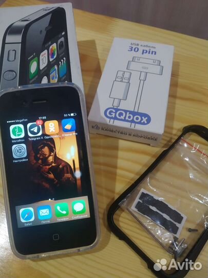 Телефон iPhone 4s